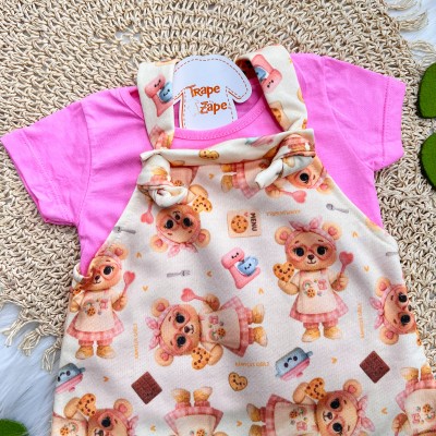 Conj. Blusa e Salopete Ursinha Chefe - Rosa